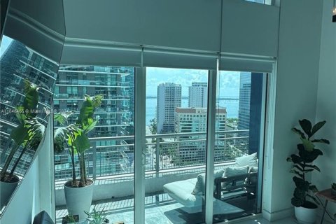 Condo in Miami, Florida, 1 bedroom  № 1329336 - photo 3