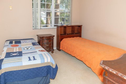 Townhouse in Margate, Florida 2 bedrooms, 103.12 sq.m. № 1079216 - photo 8