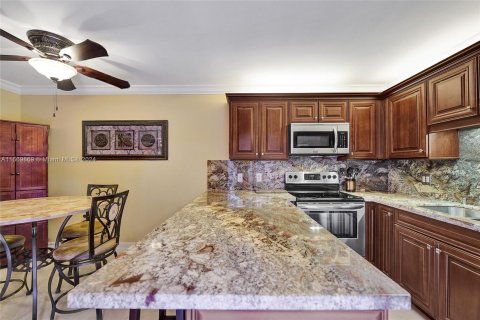 Adosado en venta en Plantation, Florida, 2 dormitorios, 127.46 m2 № 1388068 - foto 10