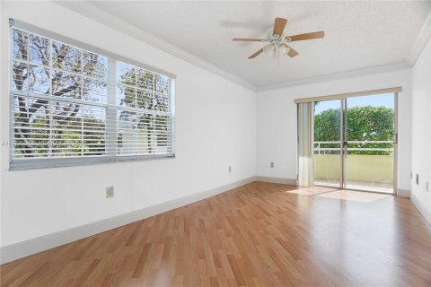 Copropriété à vendre à Miami, Floride: 2 chambres, 97.55 m2 № 1388121 - photo 17