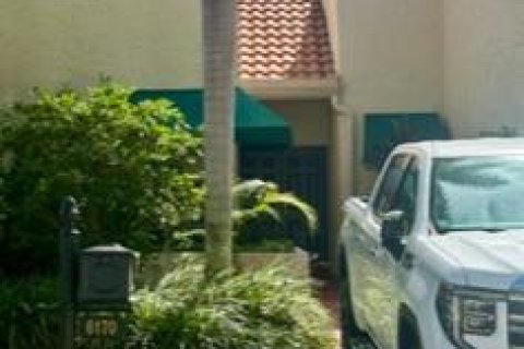 Touwnhouse à vendre à Boca Raton, Floride: 3 chambres, 184.04 m2 № 785931 - photo 13