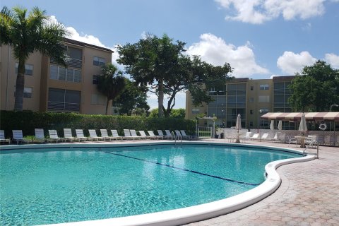 Condominio en venta en Lauderdale Lakes, Florida, 1 dormitorio, 69.49 m2 № 827904 - foto 18