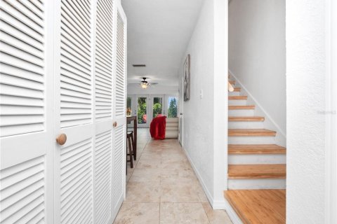 Condo in Apopka, Florida, 2 bedrooms  № 1350618 - photo 13