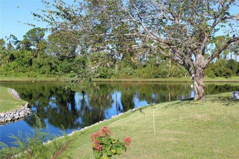 Terreno en venta en Englewood, Florida № 794718 - foto 3