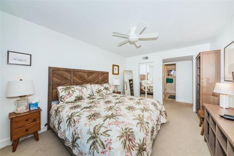 Condominio en alquiler en Saint Petersburg, Florida, 2 dormitorios, 100.33 m2 № 225456 - foto 10