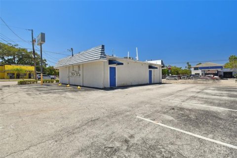 Commercial property in Tampa, Florida 564.29 sq.m. № 1336530 - photo 29