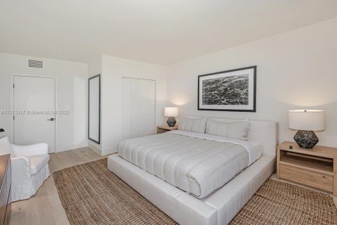 Condominio en alquiler en Miami Beach, Florida, 1 dormitorio, 81.75 m2 № 126381 - foto 19