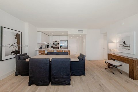 Condominio en alquiler en Miami Beach, Florida, 1 dormitorio, 81.75 m2 № 126381 - foto 8