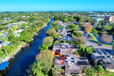 Townhouse in Lake Worth, Florida 2 bedrooms, 123.37 sq.m. № 1154102 - photo 25