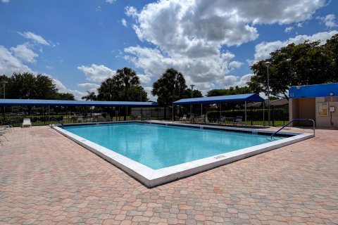 Condominio en venta en Delray Beach, Florida, 2 dormitorios, 86.4 m2 № 825459 - foto 2