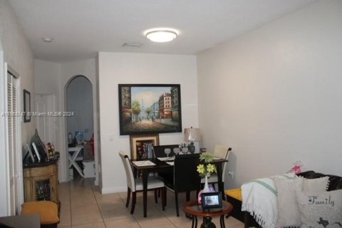 Condominio en venta en Homestead, Florida, 2 dormitorios, 83.43 m2 № 1118346 - foto 4