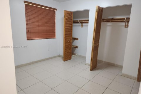 Copropriété à vendre à Miami, Floride: 2 chambres, 94.3 m2 № 1188877 - photo 16