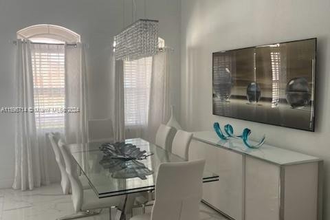 Casa en venta en Cutler Bay, Florida, 4 dormitorios, 248.05 m2 № 1188323 - foto 3