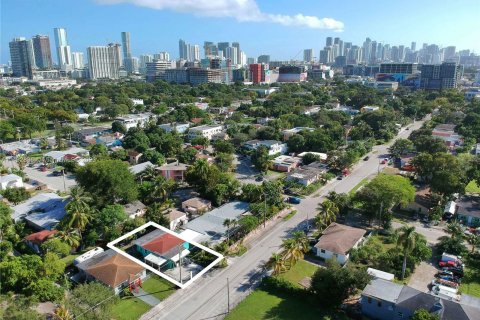 Terrain à vendre à Miami, Floride № 862501 - photo 6