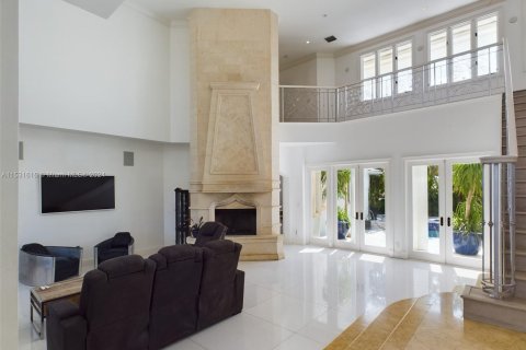 Villa ou maison à vendre à Hollywood, Floride: 5 chambres, 545.8 m2 № 1009013 - photo 10