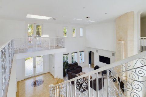 Villa ou maison à vendre à Hollywood, Floride: 5 chambres, 545.8 m2 № 1009013 - photo 21