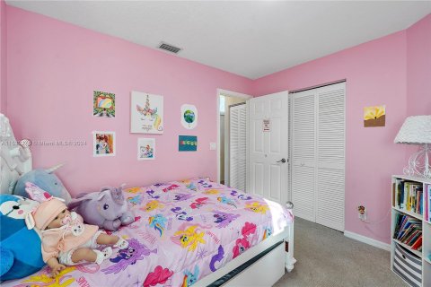 Casa en venta en Coconut Creek, Florida, 3 dormitorios, 128.67 m2 № 1008967 - foto 8