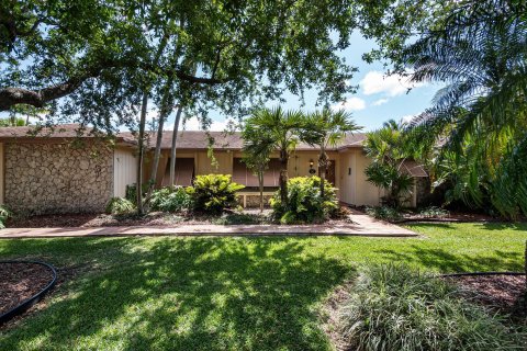 Villa ou maison à vendre à Palmetto Bay, Floride: 5 chambres, 275.08 m2 № 1171391 - photo 10