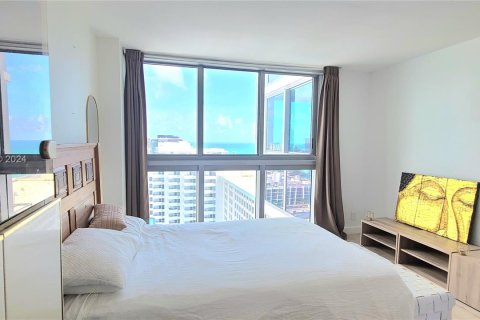 Copropriété à vendre à Miami Beach, Floride: 2 chambres, 104.24 m2 № 1358783 - photo 4