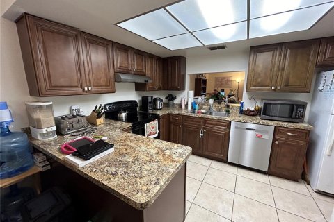 Condo in Orlando, Florida, 3 bedrooms  № 1299262 - photo 6