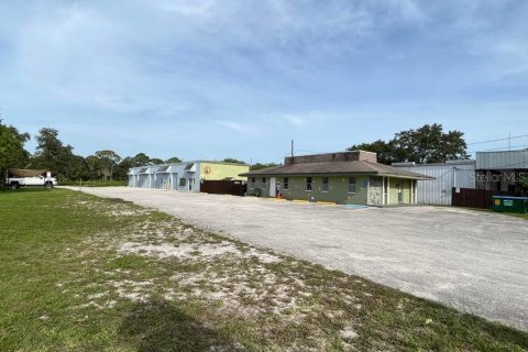 Propiedad comercial en venta en St. Lucie, Florida, 512.82 m2 № 639308 - foto 6