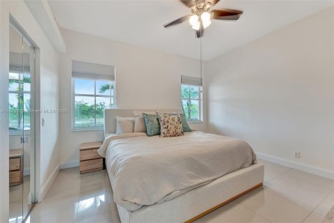 Villa ou maison à vendre à Weston, Floride: 4 chambres, 183.76 m2 № 1396161 - photo 23