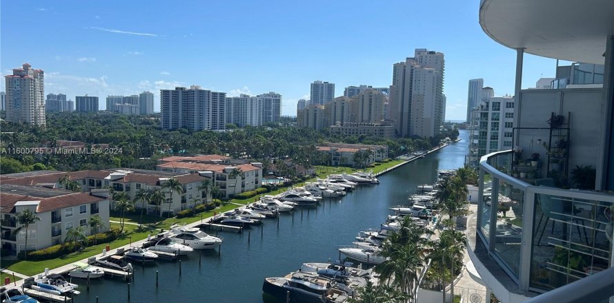 Condo in Aventura, Florida, 3 bedrooms  № 1215679