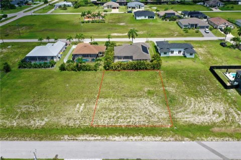 Terreno en venta en Cape Coral, Florida № 1326848 - foto 1