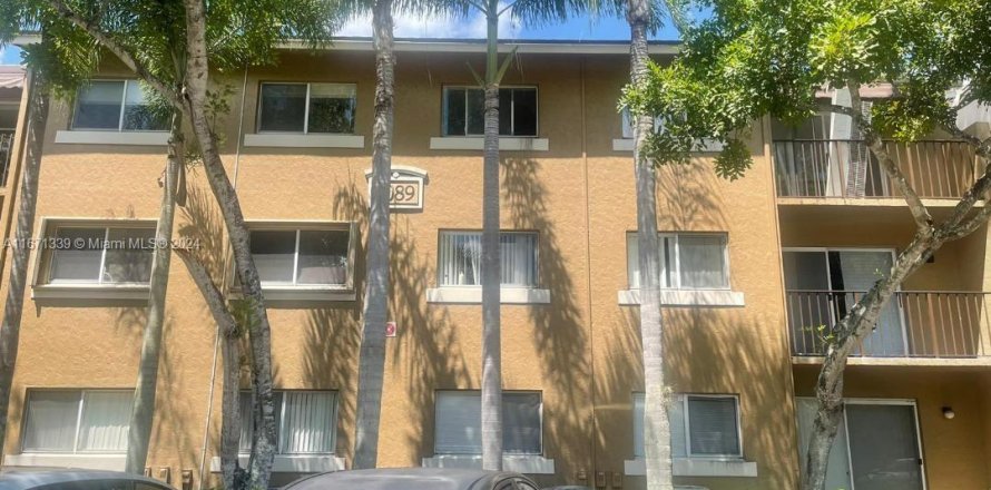 Condo in West Palm Beach, Florida, 1 bedroom  № 1392000