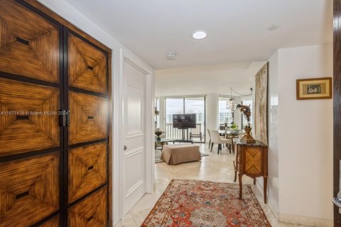 Condo in Aventura, Florida, 3 bedrooms  № 1392001 - photo 1