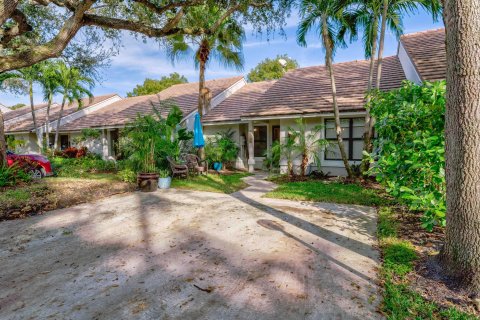 Villa ou maison à vendre à Palm Beach Gardens, Floride: 2 chambres, 110.74 m2 № 883276 - photo 4