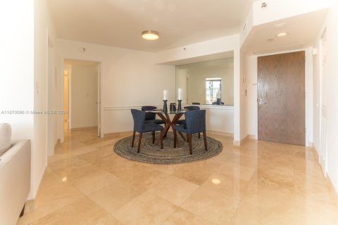 Copropriété à vendre à Aventura, Floride: 2 chambres, 105.91 m2 № 1388163 - photo 3