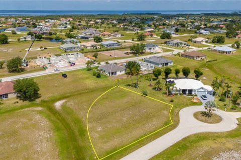 Land in Punta Gorda, Florida № 1144741 - photo 1