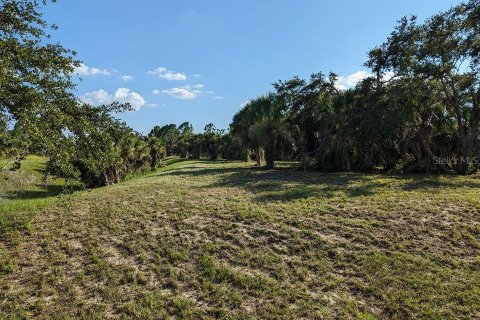 Terreno en venta en North Port, Florida № 1125775 - foto 2