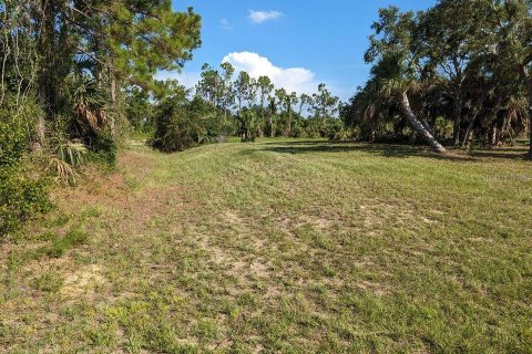 Terreno en venta en North Port, Florida № 1125775 - foto 6