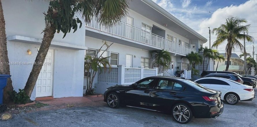 Квартира в Майами-Бич, Флорида 1 спальня, 767.93м2 № 986328