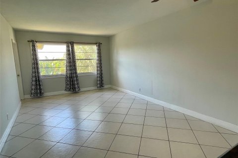 Copropriété à vendre à Lauderdale Lakes, Floride: 1 chambre, 63.55 m2 № 1221221 - photo 16