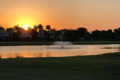 Touwnhouse à vendre à Palm Beach Gardens, Floride: 3 chambres, 138.24 m2 № 952212 - photo 7