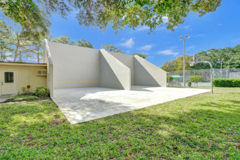 Townhouse in Palm Beach Gardens, Florida 3 bedrooms, 138.24 sq.m. № 952212 - photo 6