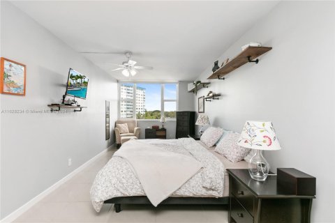 Copropriété à vendre à Hollywood, Floride: 2 chambres, 124.86 m2 № 1282526 - photo 28