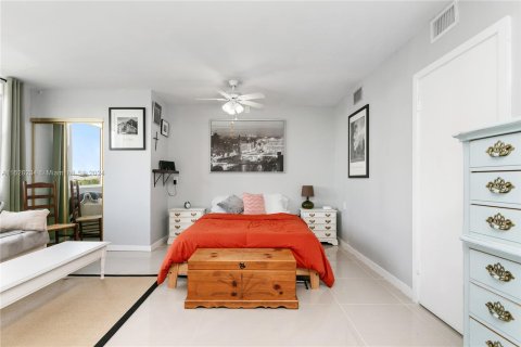 Copropriété à vendre à Hollywood, Floride: 2 chambres, 124.86 m2 № 1282526 - photo 23