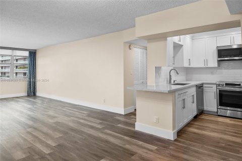 Copropriété à vendre à Fort Lauderdale, Floride: 2 chambres, 138.52 m2 № 1315630 - photo 6