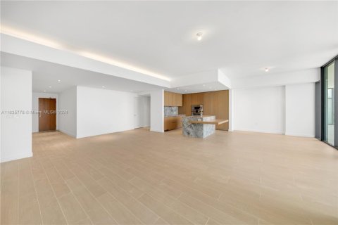 Condo in Miami Beach, Florida, 3 bedrooms  № 1315665 - photo 7