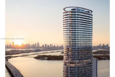 Condominio en venta en Miami Beach, Florida, 3 dormitorios, 216.93 m2 № 1315665 - foto 14