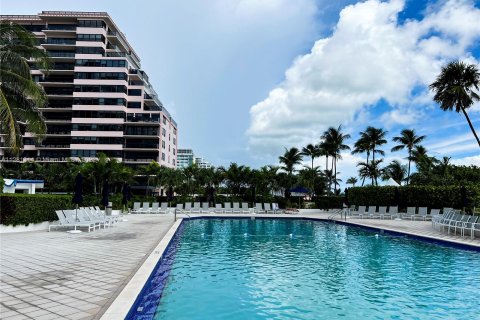 Apartamento en alquiler en Miami Beach, Florida, 2 dormitorios, 126.35 m2 № 135361 - foto 25