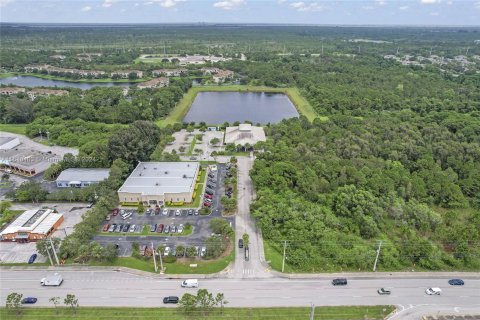 Immobilier commercial à vendre à St. Lucie, Floride № 1232633 - photo 7