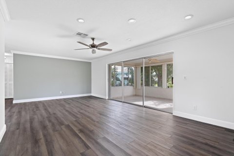 Villa ou maison à vendre à Tequesta, Floride: 2 chambres, 115.76 m2 № 860299 - photo 11