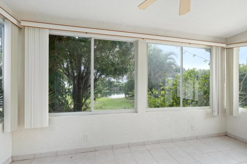 Villa ou maison à vendre à Tequesta, Floride: 2 chambres, 115.76 m2 № 860299 - photo 3