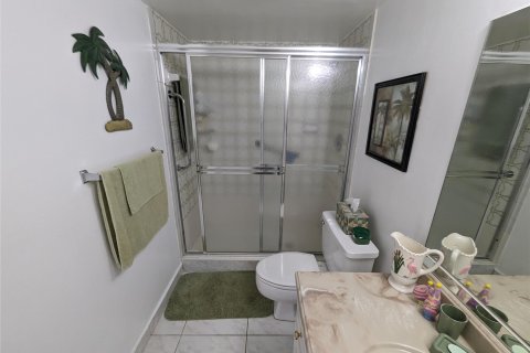 Купить кондоминиум в Лодерхилл, Флорида 6 комнат, 99.41м2, № 954656 - фото 12