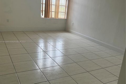 Copropriété à louer à Miami, Floride: 2 chambres, 95.32 m2 № 1356963 - photo 16